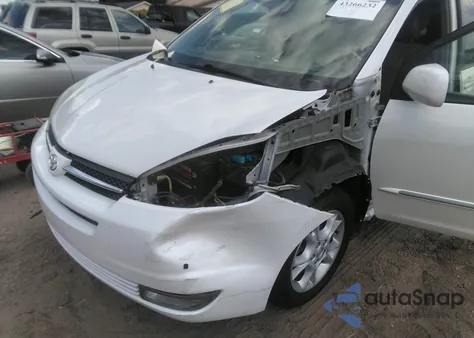 2004 Toyota Sienna Xle Limited from USA, damaged, VIN 5TDBA22C84S005006
